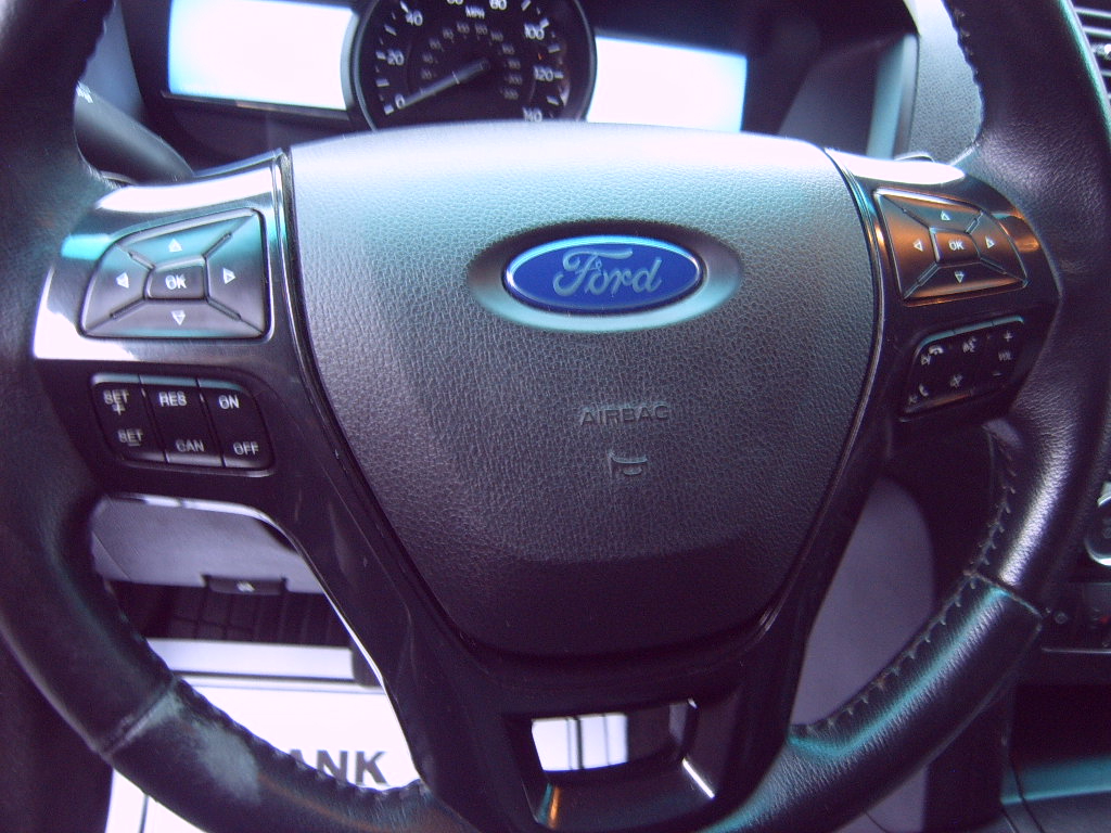 Ford Explorer XLT 4WD 2016