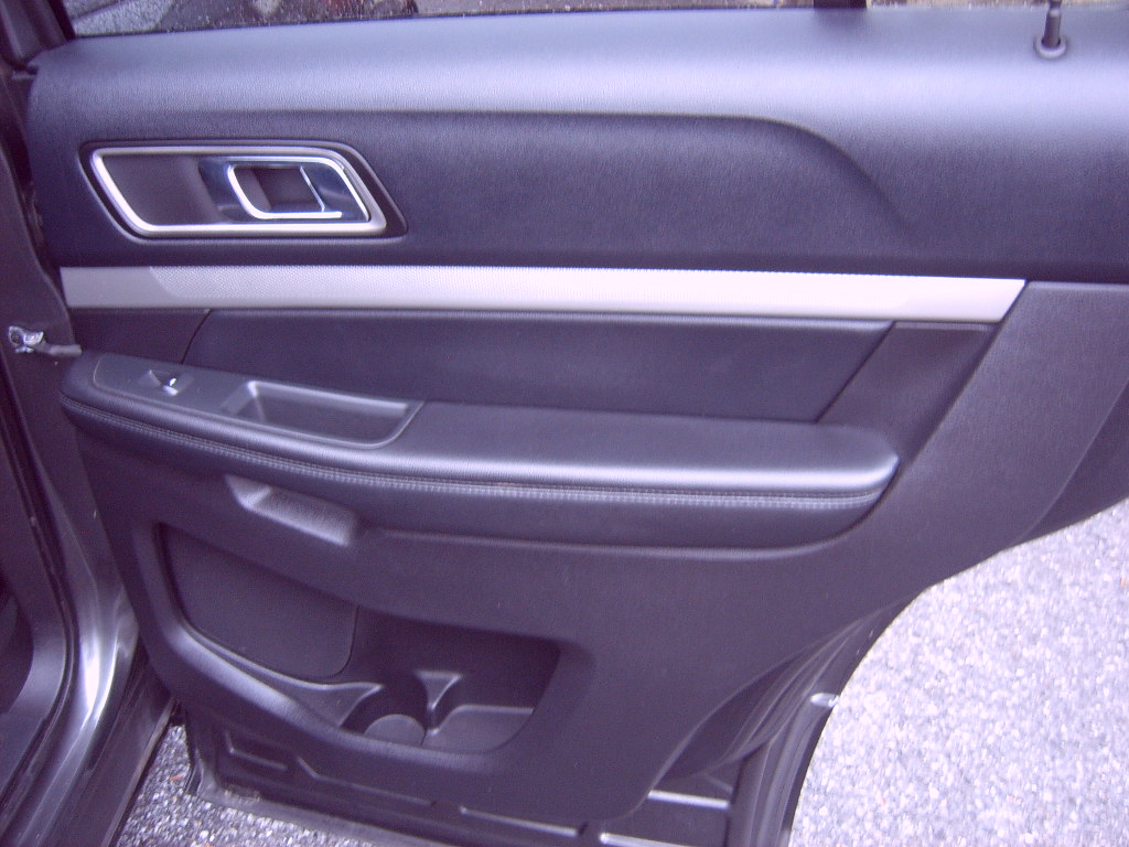 Ford Explorer XLT 4WD 2016