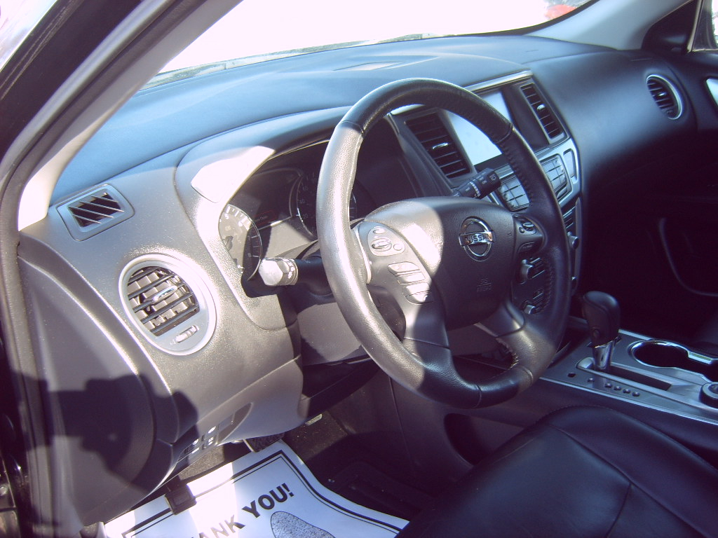 Nissan Pathfinder SL 4WD 2019