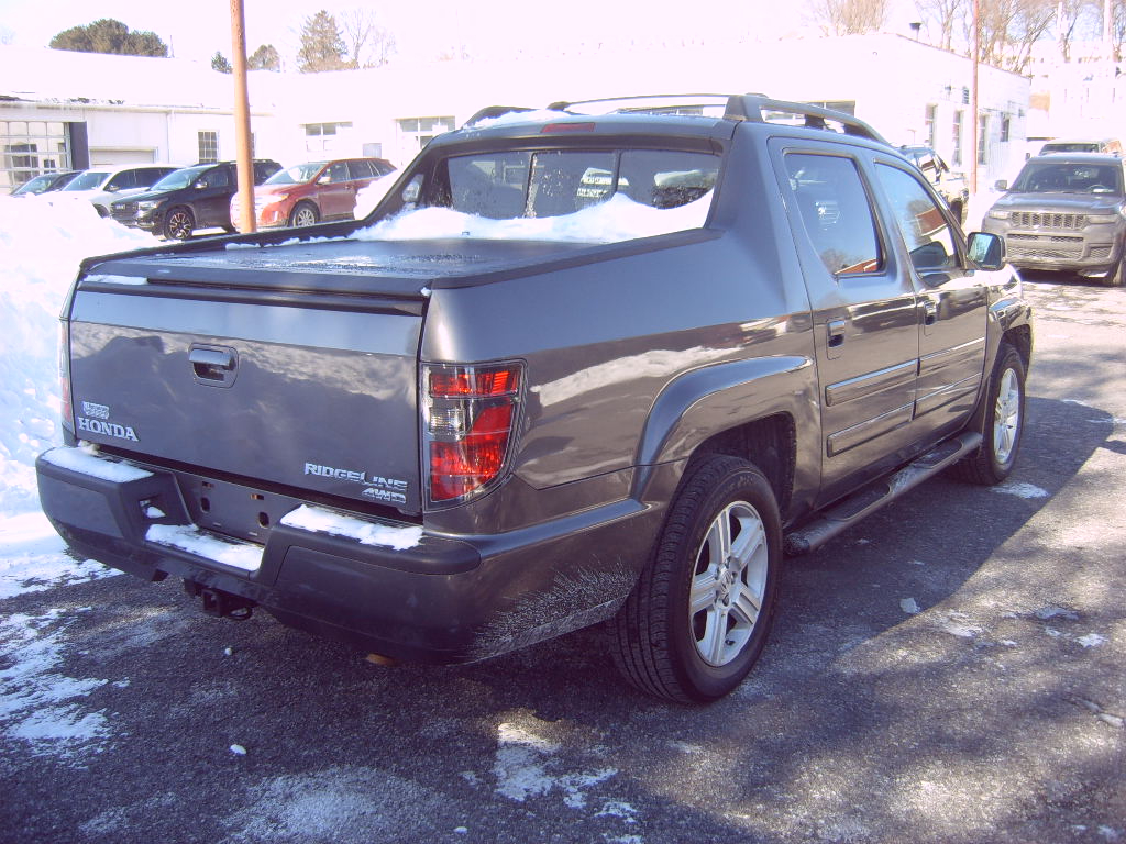 Honda Ridgeline RTL w/ Leather and Navigation 2014