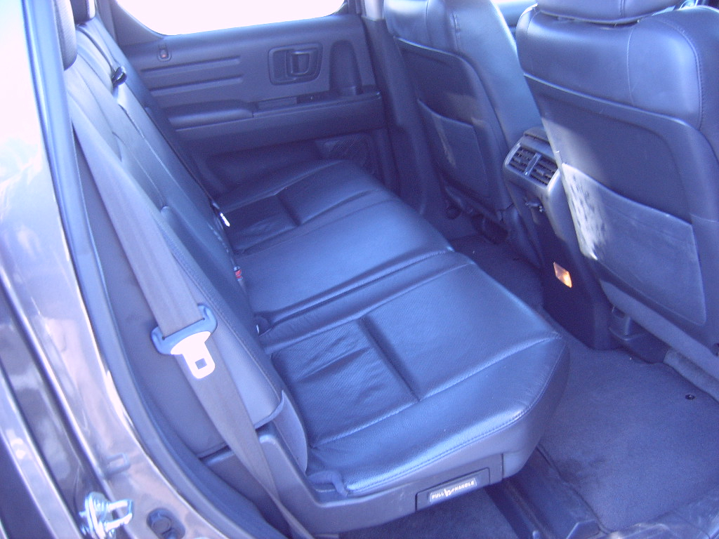 Honda Ridgeline RTL w/ Leather and Navigation 2014