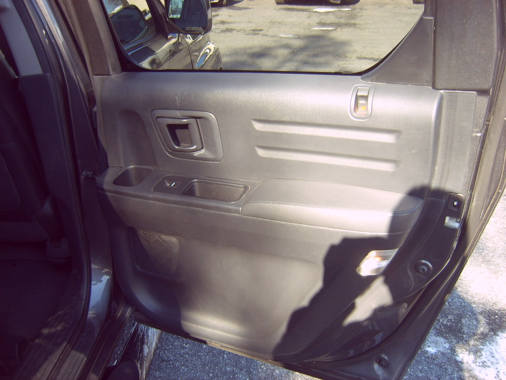 Honda Ridgeline RTL w/ Leather and Navigation 2014