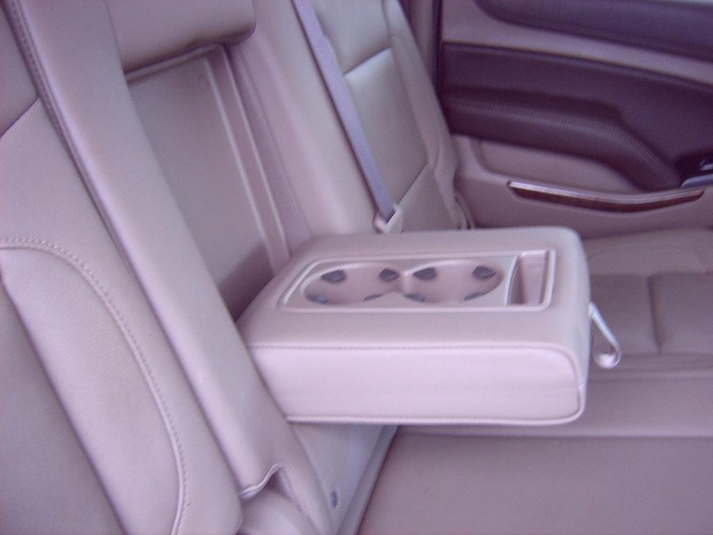 Chevrolet Suburban LT 4WD 2017