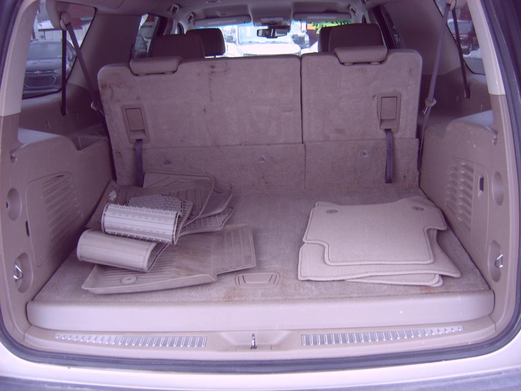 Chevrolet Suburban LT 4WD 2017