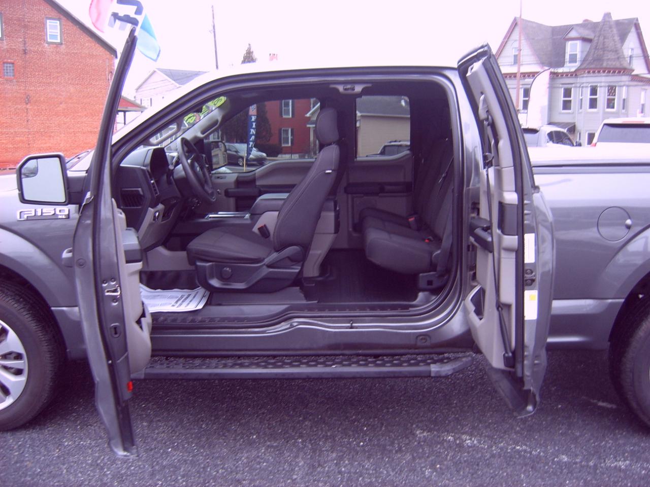 Ford F-150 FX4 SuperCab 6.5-ft. Bed 4WD 2017