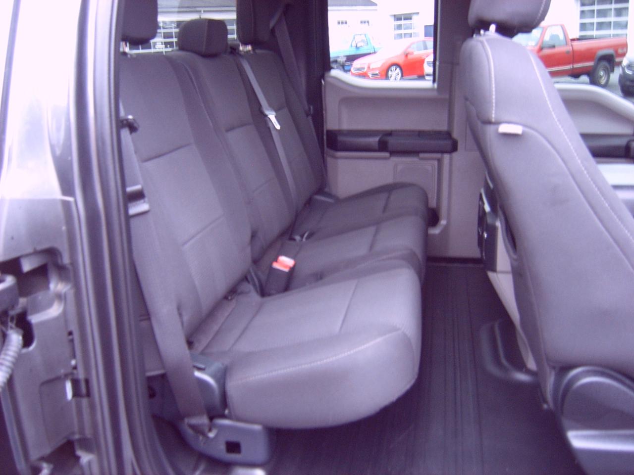 Ford F-150 FX4 SuperCab 6.5-ft. Bed 4WD 2017