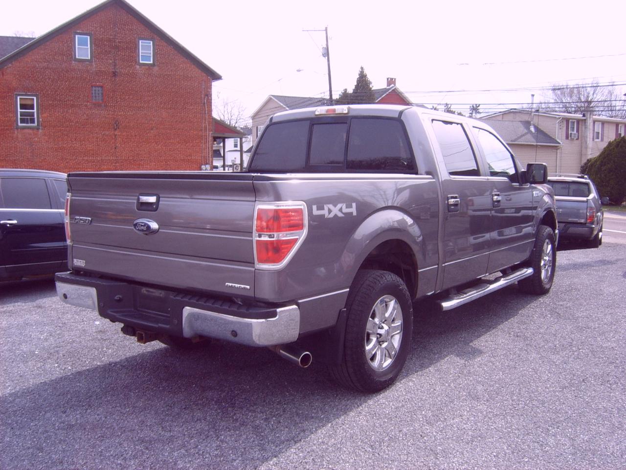 Ford F-150 XLT SuperCrew Short Bed 4WD 2014