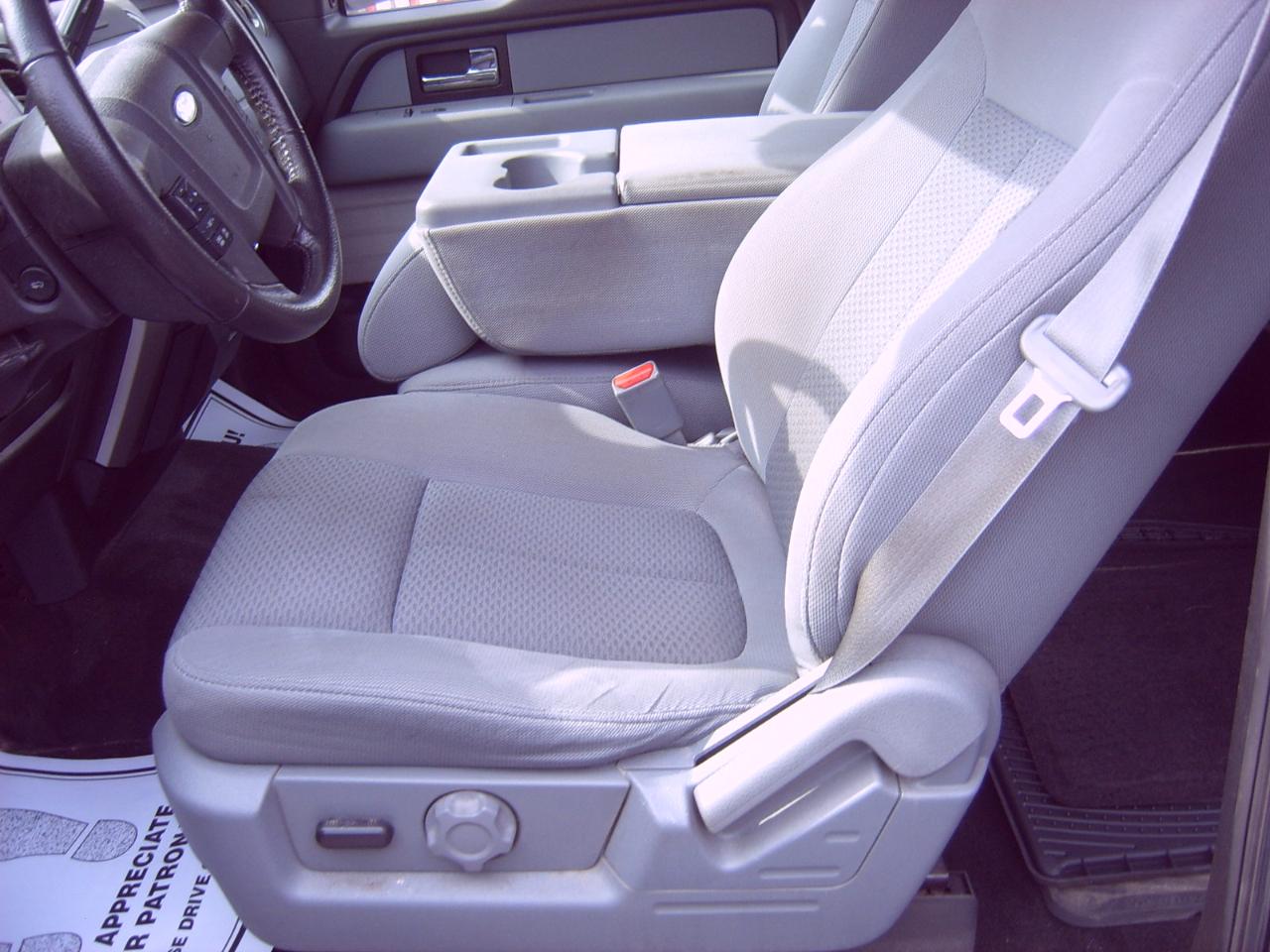 Ford F-150 XLT SuperCrew Short Bed 4WD 2014