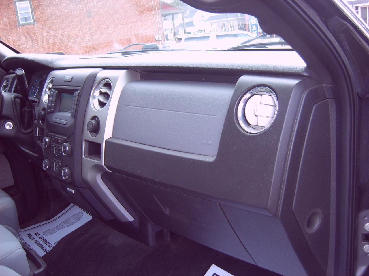 Ford F-150 XLT SuperCrew Short Bed 4WD 2014