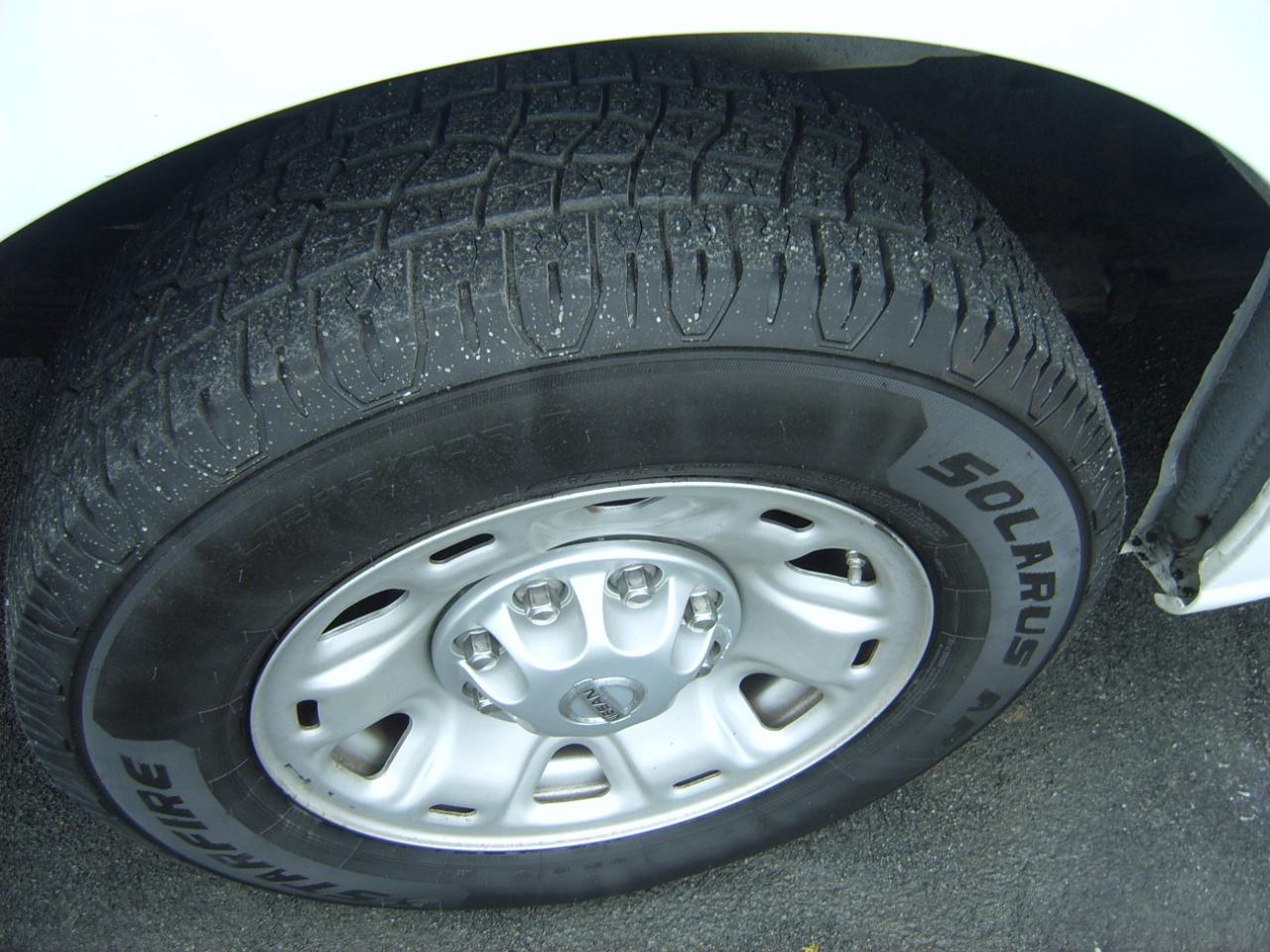 Nissan NV Cargo 2500 HD SV V8 High Roof 2016