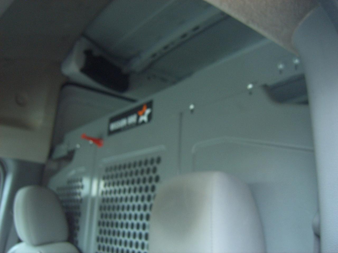 Nissan NV Cargo 2500 HD SV V8 High Roof 2016