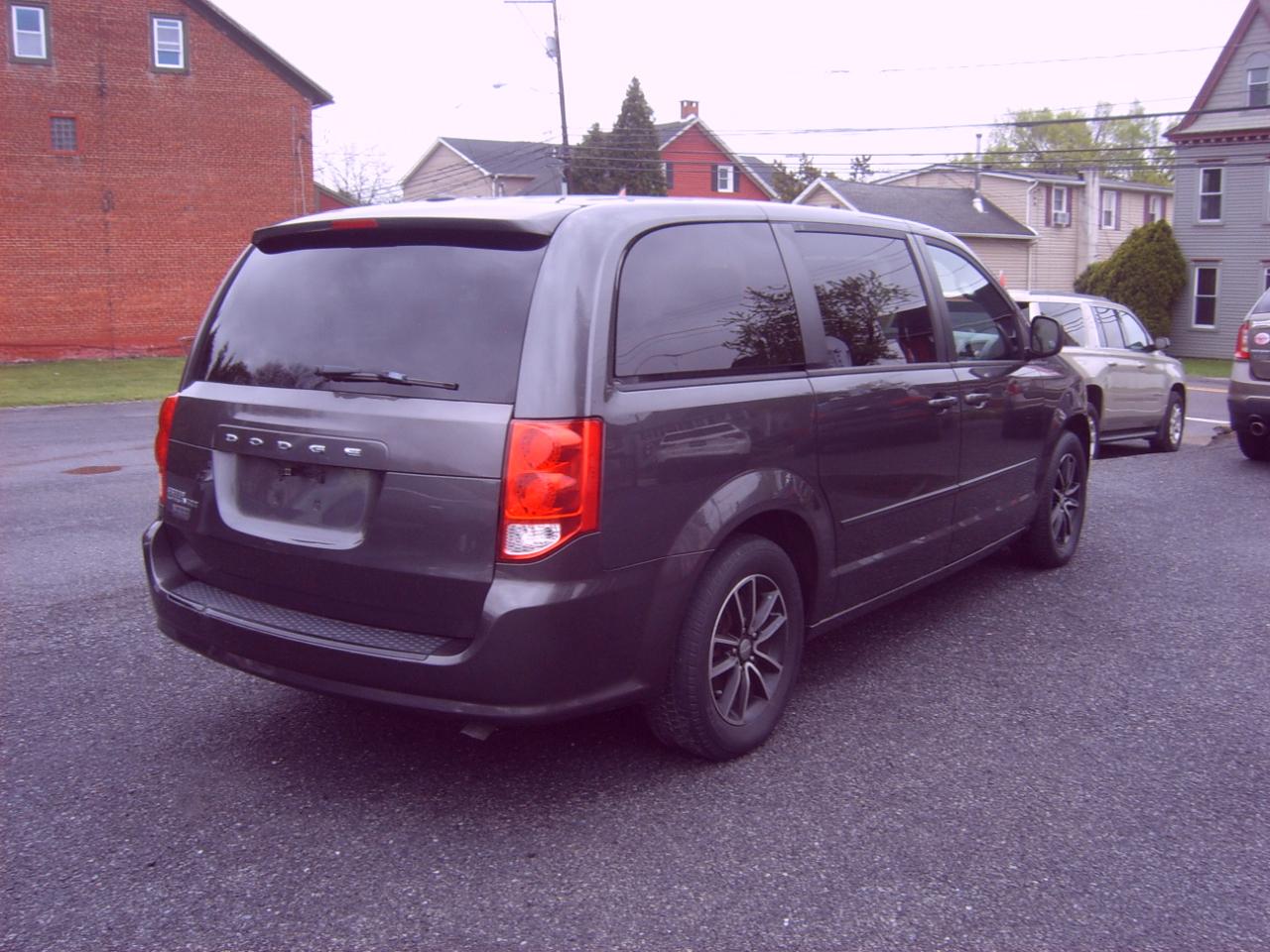 Dodge Grand Caravan SE 2016