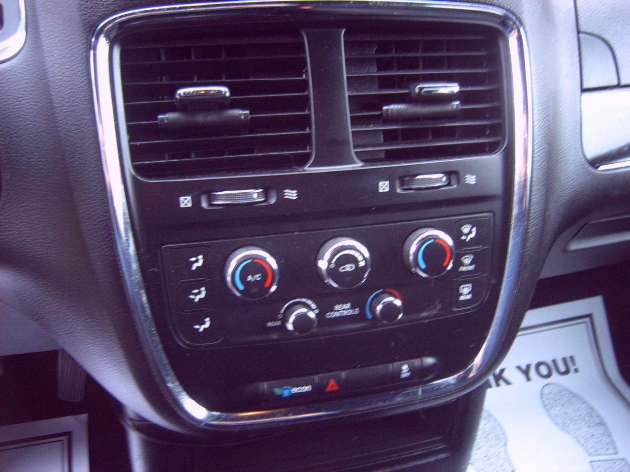 Dodge Grand Caravan SE 2016