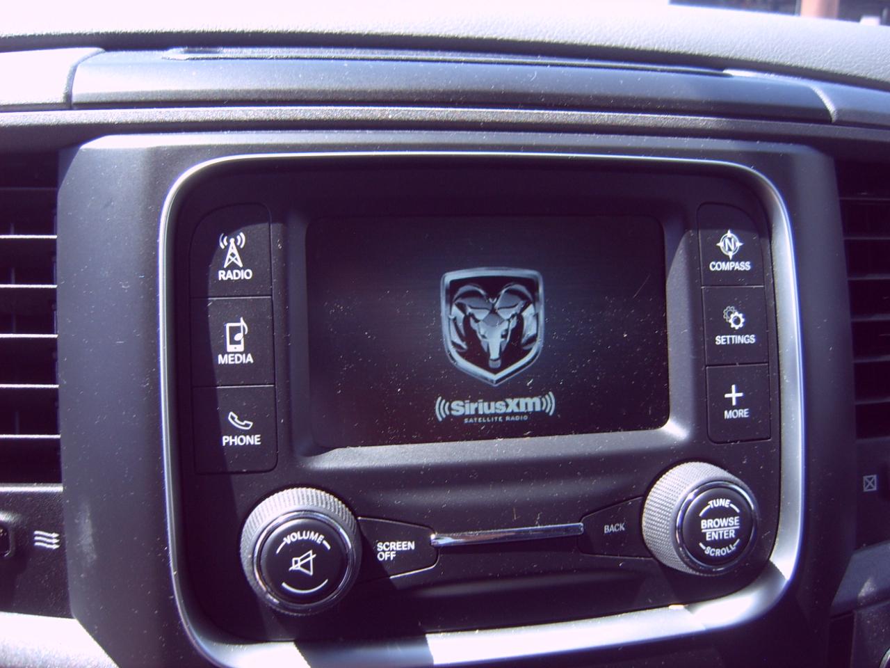 RAM 1500 Classic Tradesman Crew Cab SWB 4WD 2019