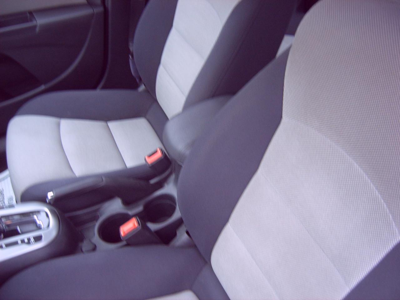 Chevrolet Cruze LS Auto 2014