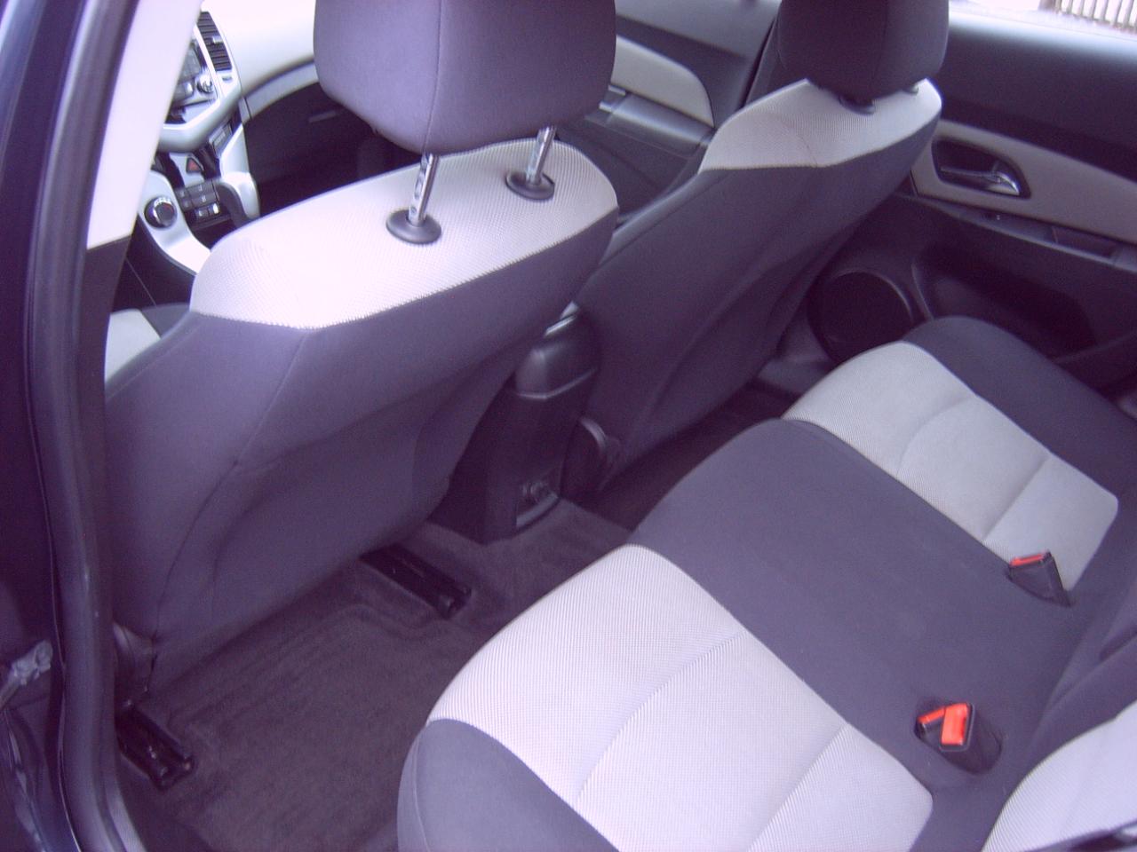 Chevrolet Cruze LS Auto 2014