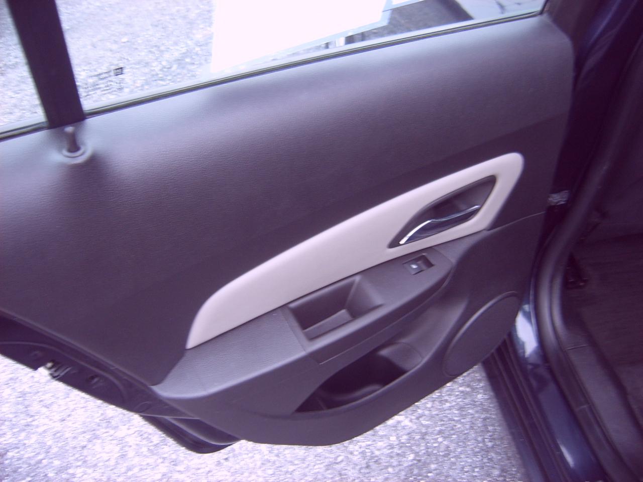 Chevrolet Cruze LS Auto 2014