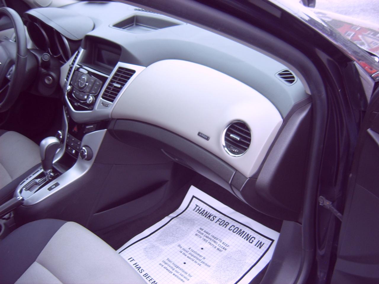 Chevrolet Cruze LS Auto 2014