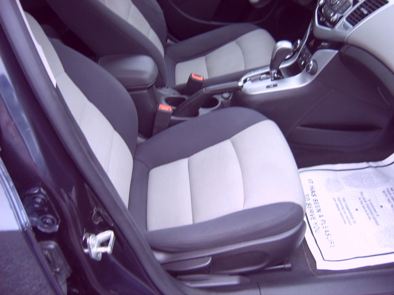 Chevrolet Cruze LS Auto 2014