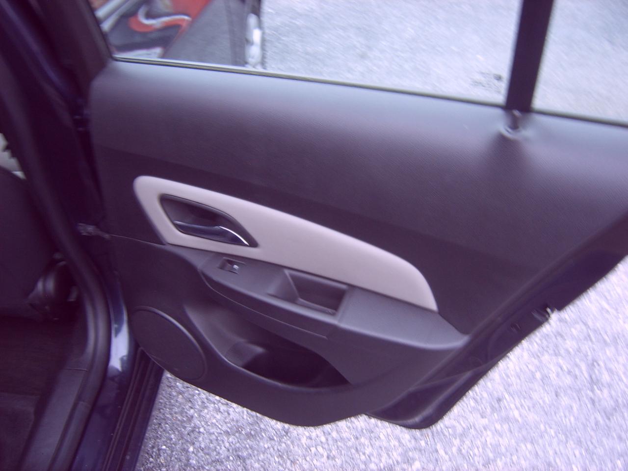 Chevrolet Cruze LS Auto 2014