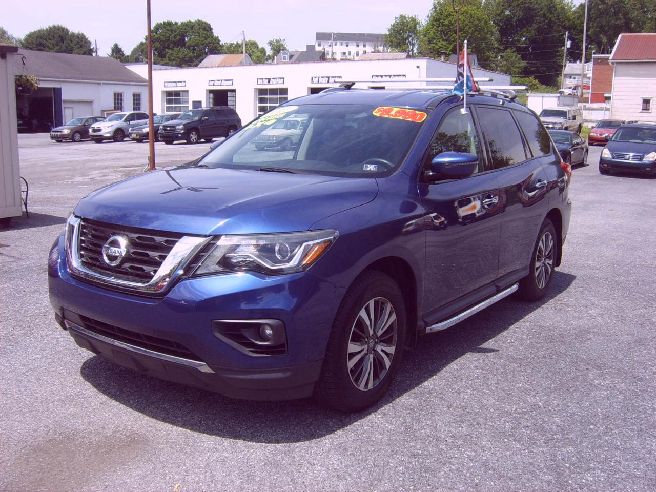 Nissan Pathfinder SV 4WD 2017