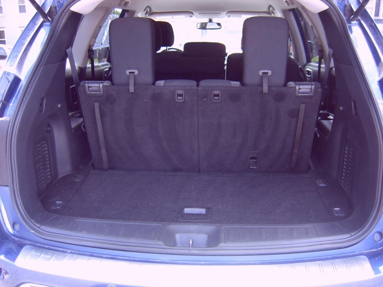 Nissan Pathfinder SV 4WD 2017