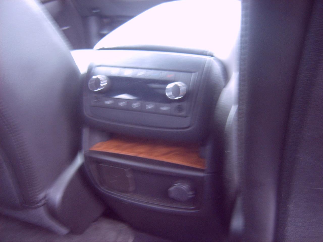 Buick Enclave AWD 4dr CXL w/1XL 2010
