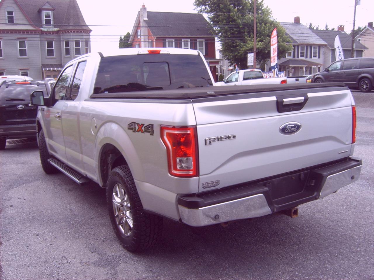 Ford F-150 Lariat SuperCab 8-ft. 4WD 2016
