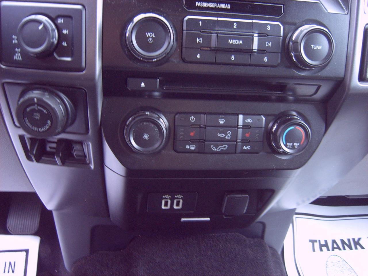 Ford F-150 Lariat SuperCab 8-ft. 4WD 2016