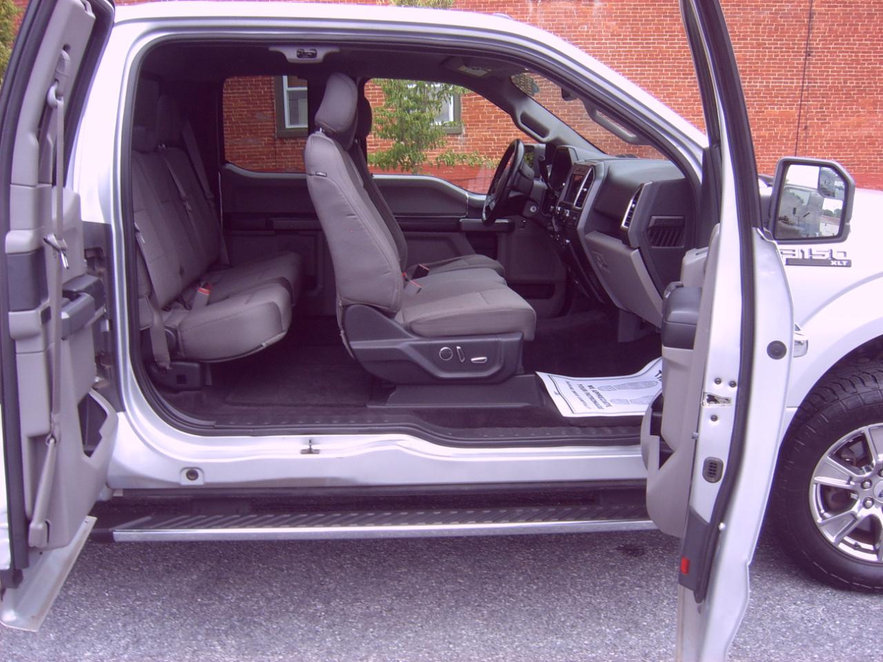 Ford F-150 Lariat SuperCab 8-ft. 4WD 2016