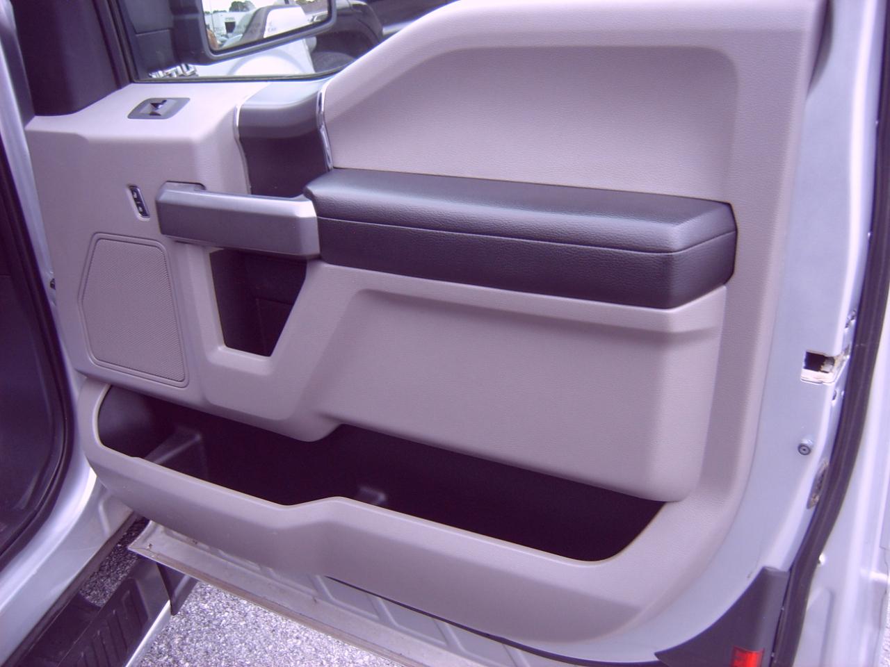 Ford F-150 Lariat SuperCab 8-ft. 4WD 2016