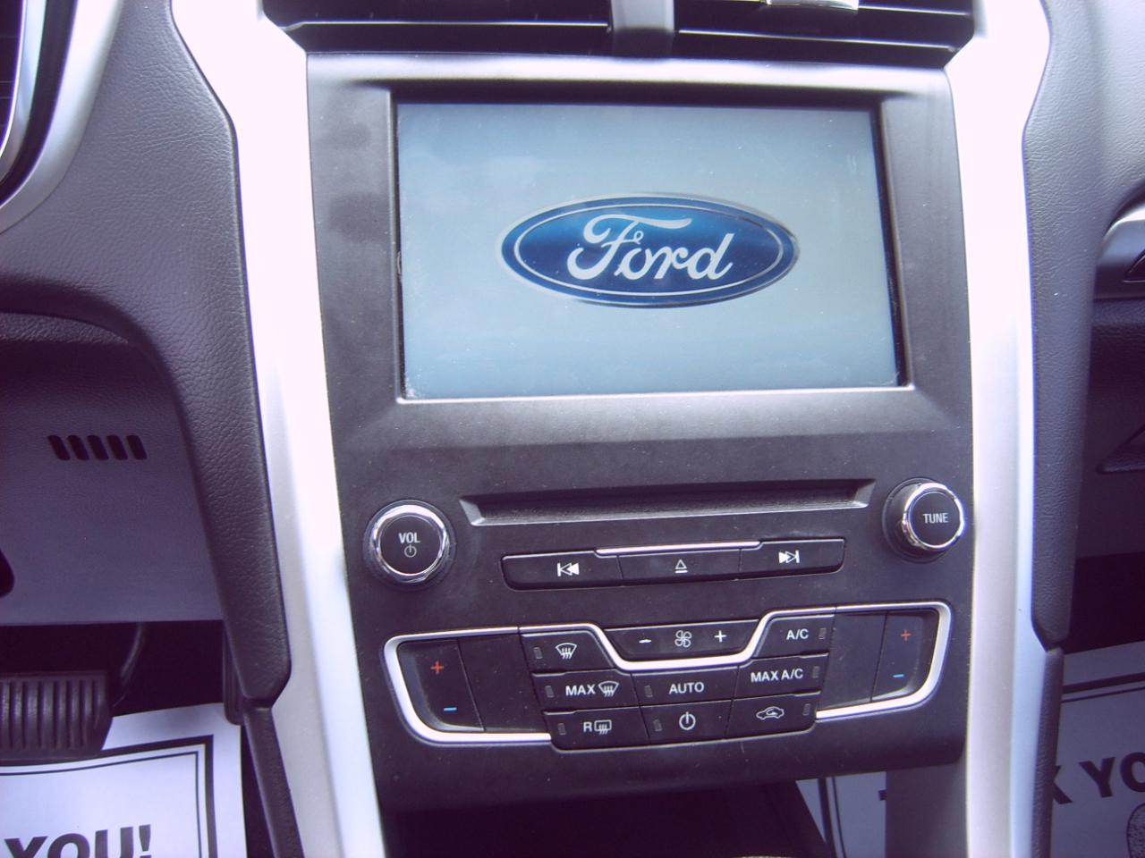 Ford Fusion SE 2016