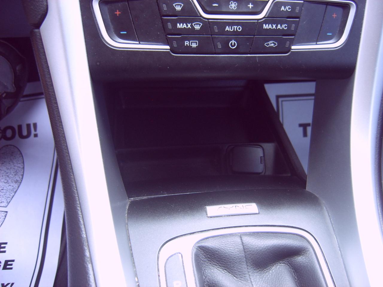 Ford Fusion SE 2016