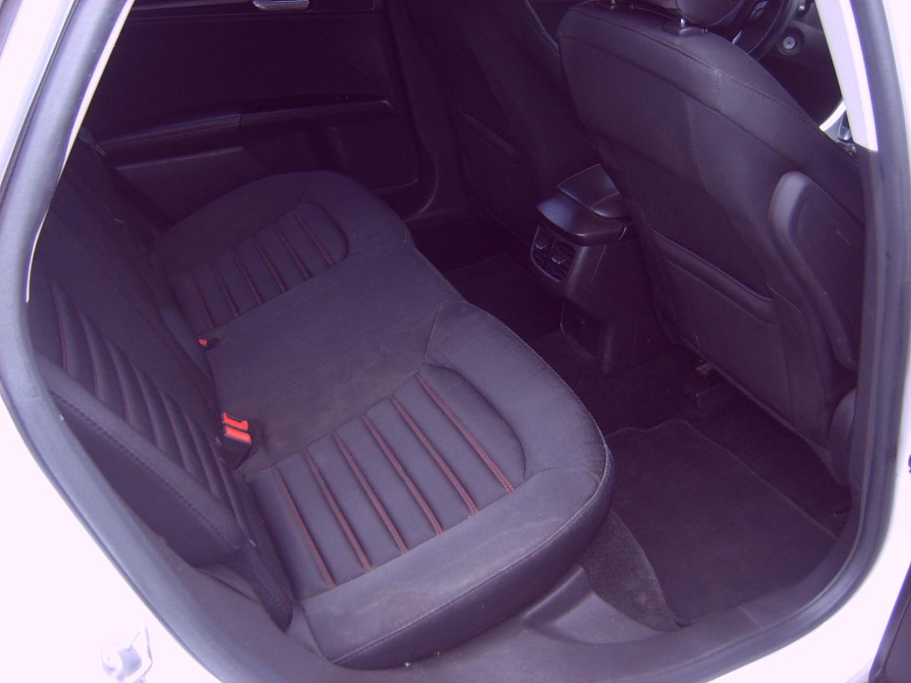 Ford Fusion SE 2016