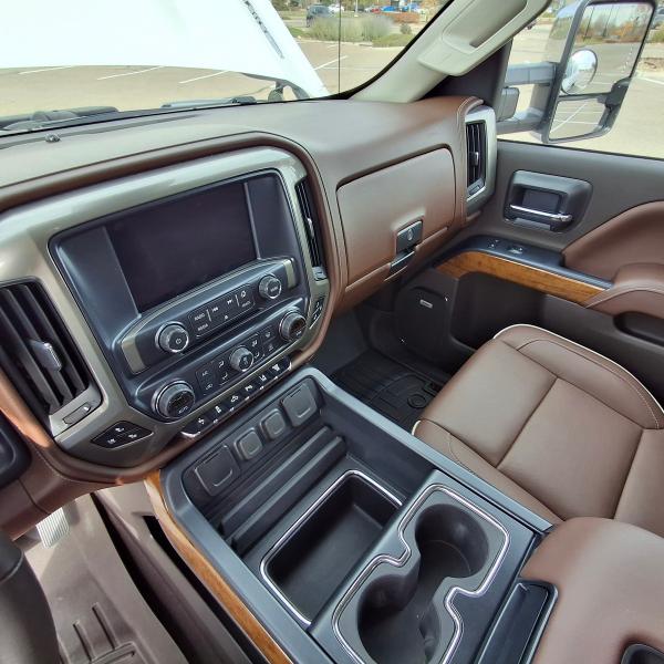 Chevrolet Trucks 3500HD  2019 Chevrolet Trucks 3500HD  2019