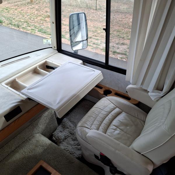 Winnebago Adventurer  2004 Winnebago Adventurer  2004