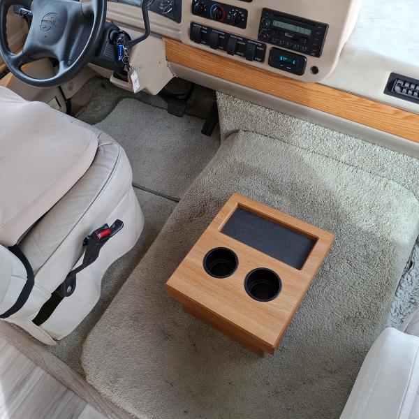 Winnebago Adventurer  2004 Winnebago Adventurer  2004