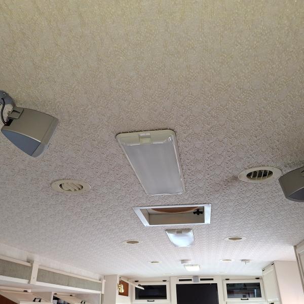 Winnebago Adventurer  2004 Winnebago Adventurer  2004