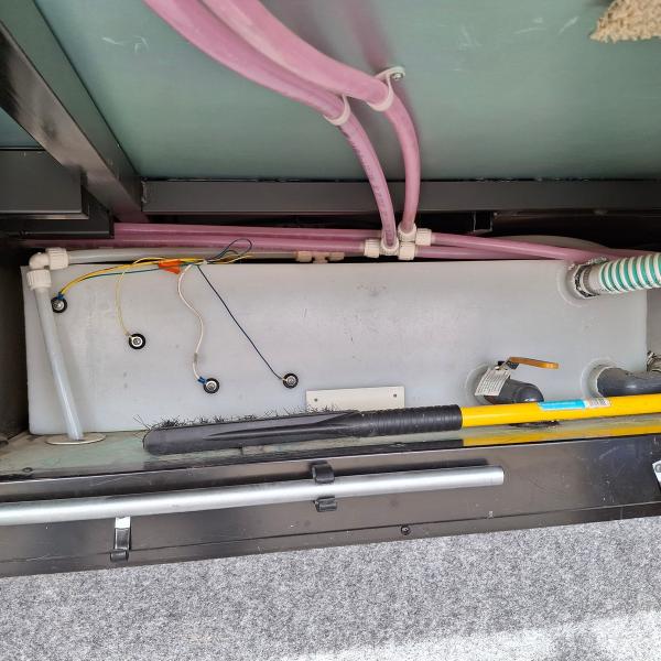 Winnebago Adventurer  2004 Winnebago Adventurer  2004