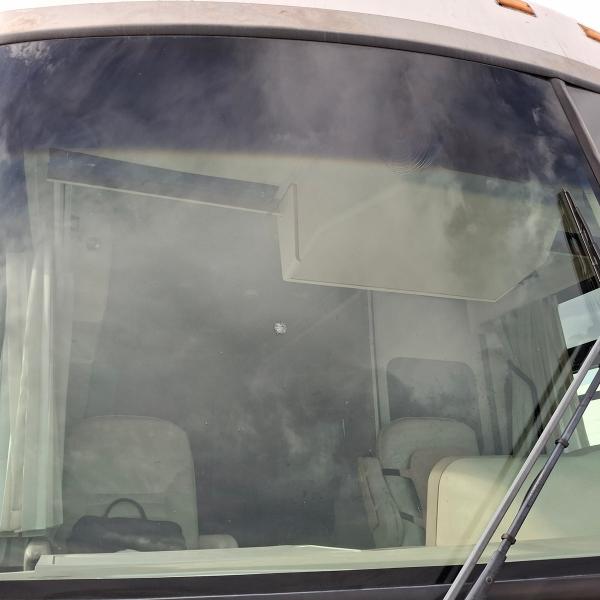 Winnebago Adventurer  2004 Winnebago Adventurer  2004