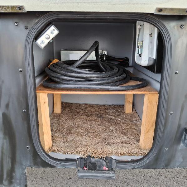 Winnebago Adventurer  2004 Winnebago Adventurer  2004