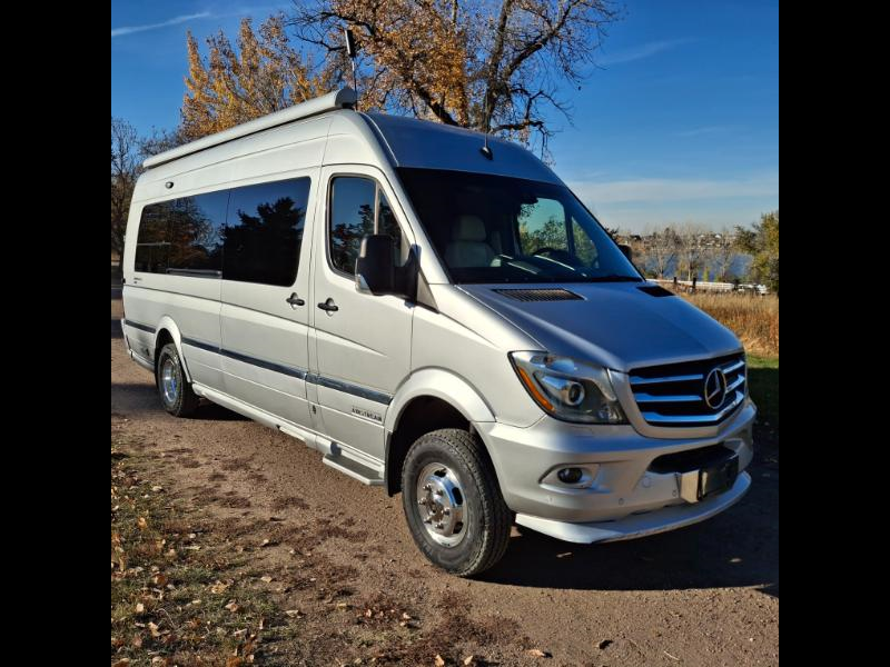 2017 Airstream Interstate Grand Tour 4X4 AWD Mercedes 3500 Sprinter Van