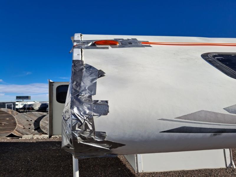 Lance Campers Lance (Long Bed)  2004