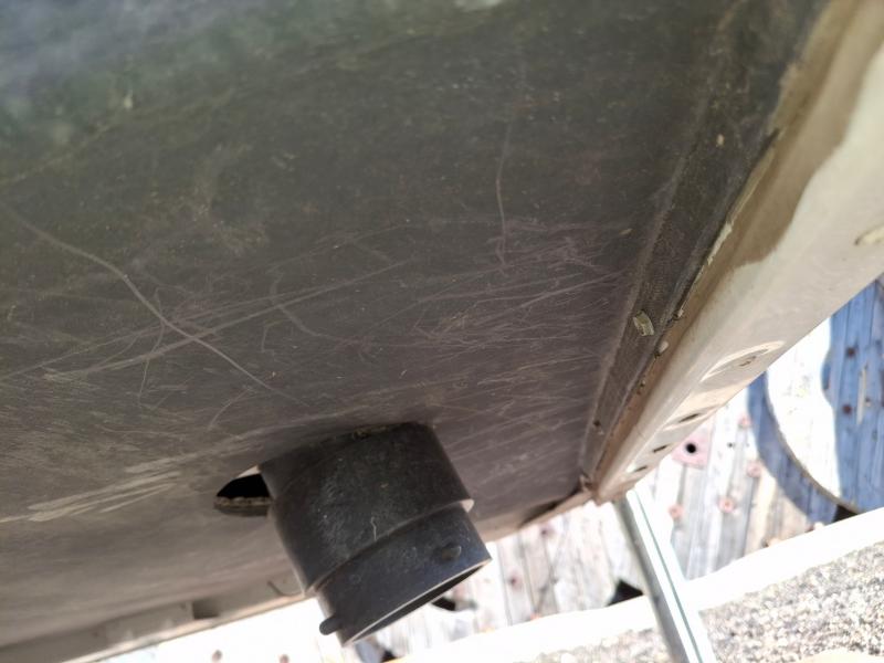 Lance Campers Lance (Long Bed)  2004