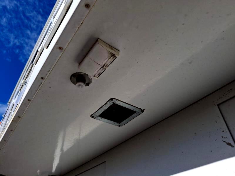 Lance Campers Lance (Long Bed)  2004