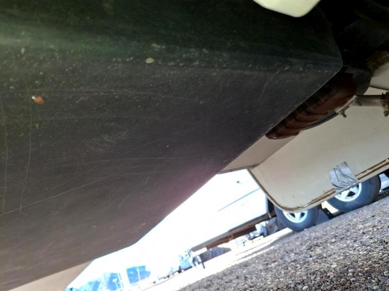 Lance Campers Lance (Long Bed)  2004