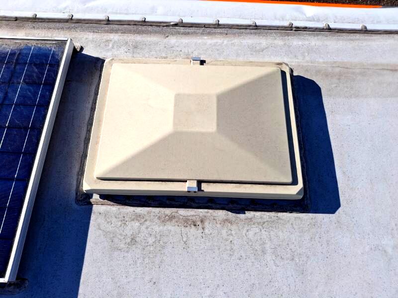 Lance Campers Lance (Long Bed)  2004