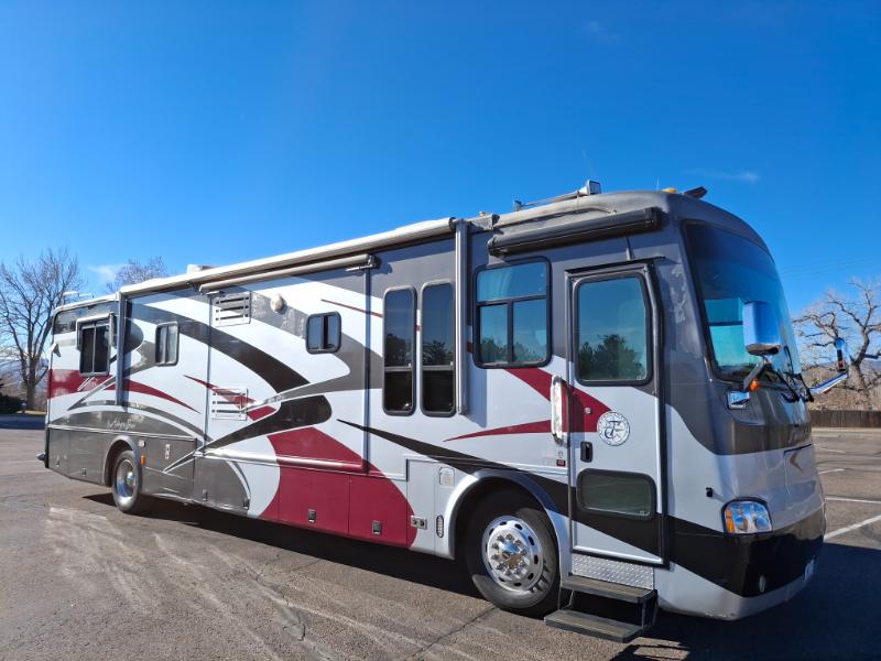 Tiffin Motorhomes Allegro Bus  2004