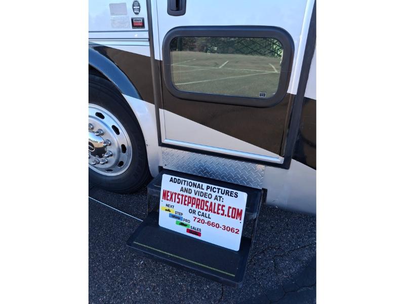 Tiffin Motorhomes Allegro Bus  2004