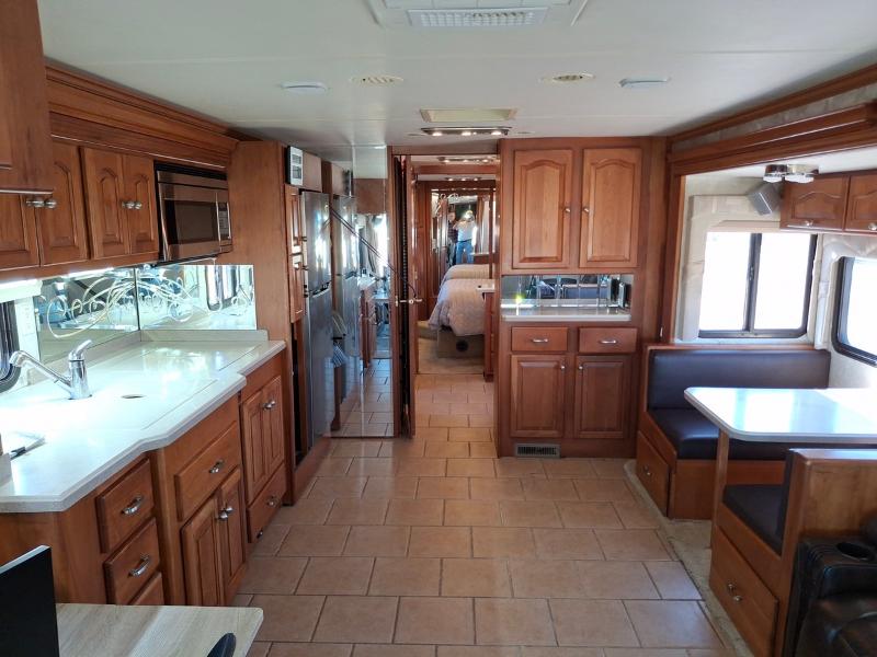 Tiffin Motorhomes Allegro Bus  2004